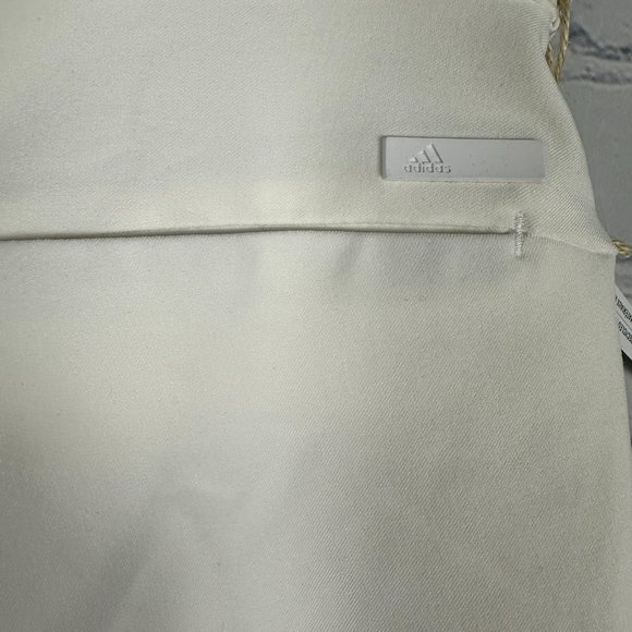 adidas Women's Primegreen 5" Core Solid Chino‎ Stretch Golf Short, White - Picture 6 of 14